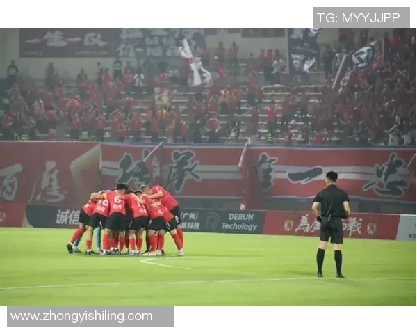 广州网球队边路渗透战术解析与实战应用深度剖析 广州网球队边路渗透战术解析与实战应用深度剖析